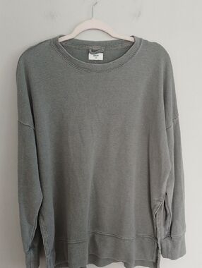 Aerie Women's Light Green Crew Neck Lightweight Oversized Sweatshirt Size M